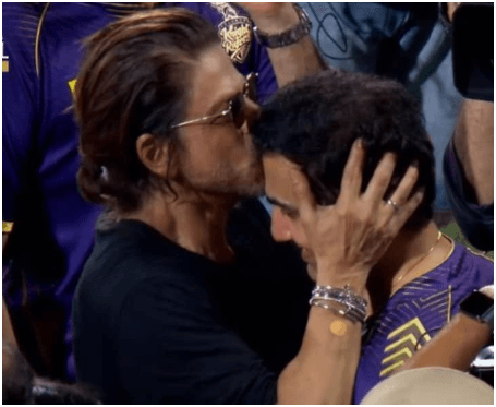 Shah Rukh Khan's Hilarious Reply to Gautam Gambhir’s Birthday Wish: Jokes About Seeking Tips from Tiger Shroff